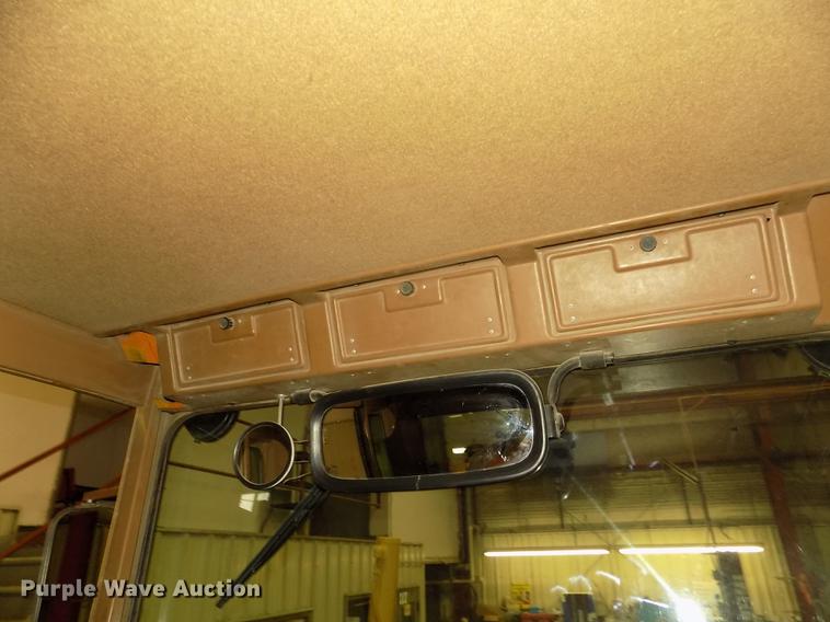 image for item DD2844 1985 Caterpillar 140G motor grader