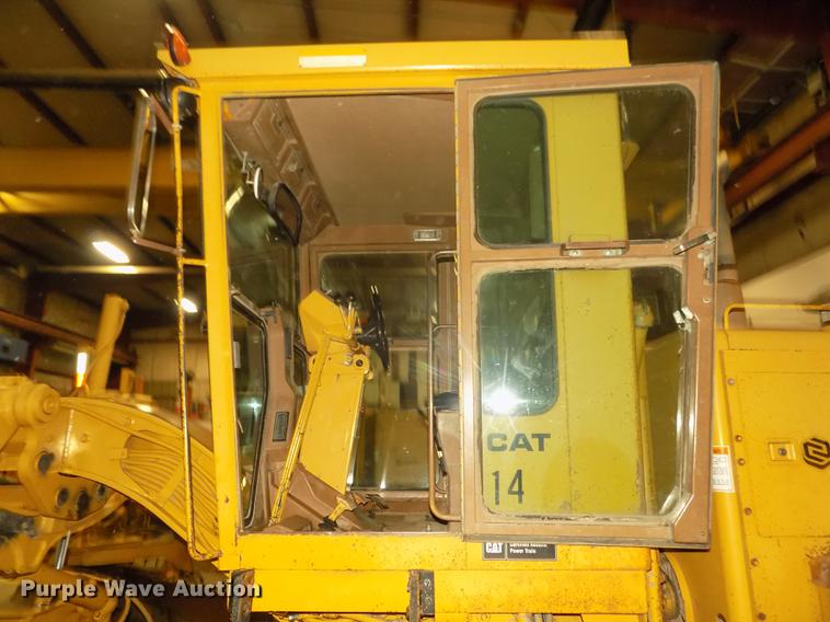 image for item DD2844 1985 Caterpillar 140G motor grader