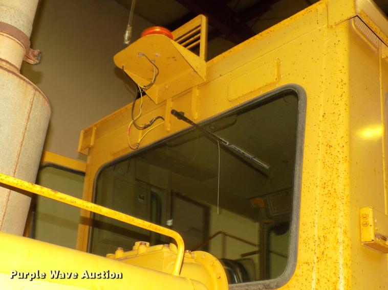 image for item DD2844 1985 Caterpillar 140G motor grader