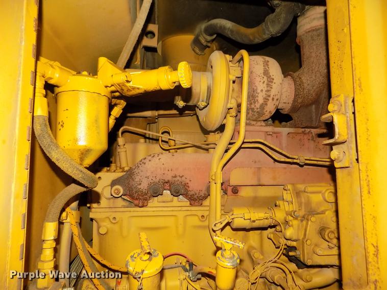 image for item DD2844 1985 Caterpillar 140G motor grader