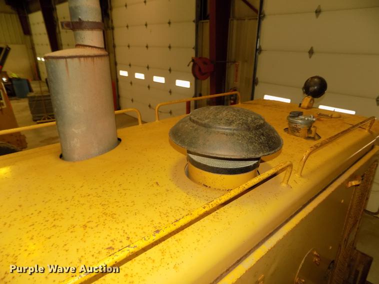 image for item DD2844 1985 Caterpillar 140G motor grader