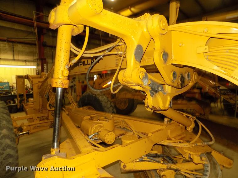 image for item DD2844 1985 Caterpillar 140G motor grader