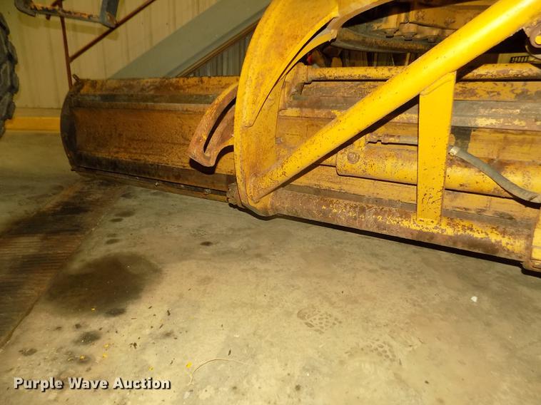 image for item DD2844 1985 Caterpillar 140G motor grader