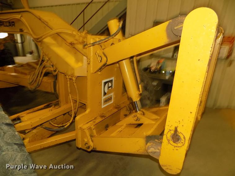 image for item DD2844 1985 Caterpillar 140G motor grader