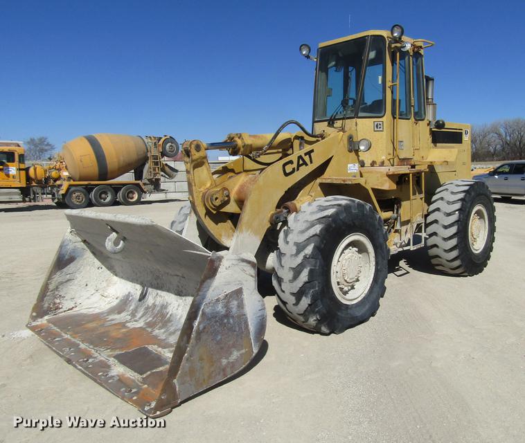 image for item DE3157 1992 Caterpillar 936E wheel loader