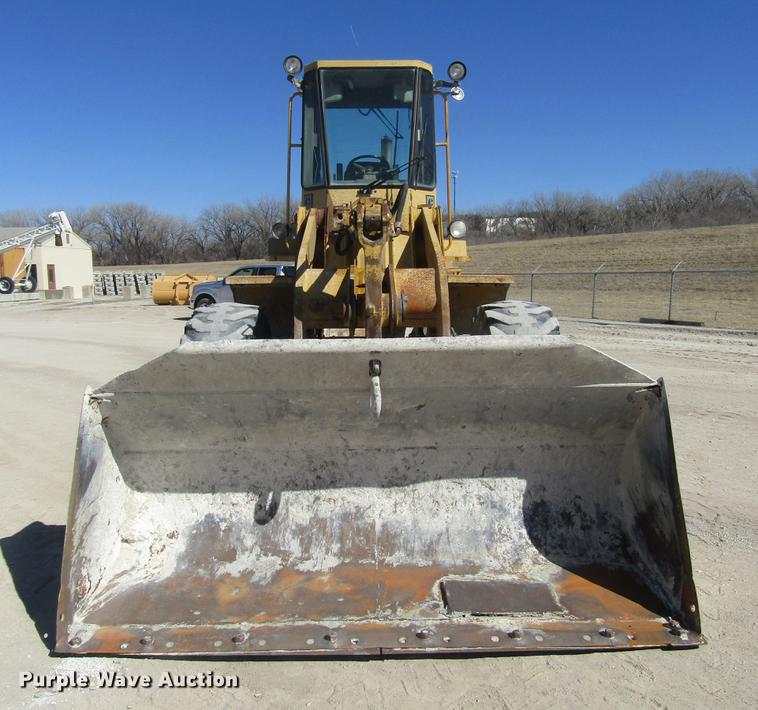 image for item DE3157 1992 Caterpillar 936E wheel loader