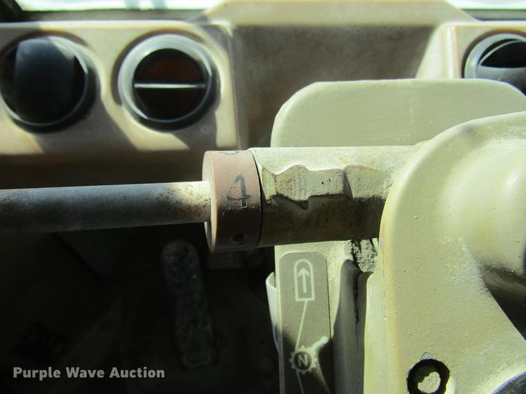 image for item DE3157 1992 Caterpillar 936E wheel loader