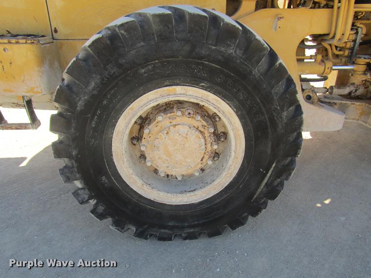 image for item DE3157 1992 Caterpillar 936E wheel loader