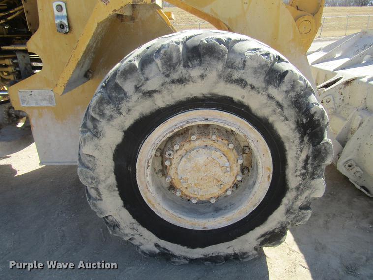 image for item DE3157 1992 Caterpillar 936E wheel loader