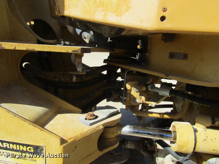 image for item DE3157 1992 Caterpillar 936E wheel loader