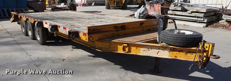 image for item DE3162 1973 JFW utility trailer