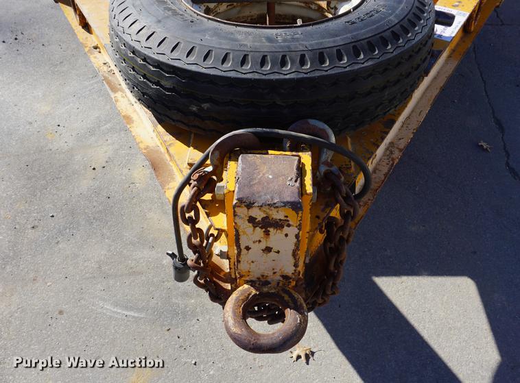 image for item DE3162 1973 JFW utility trailer