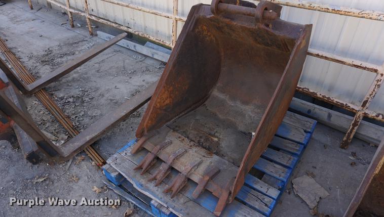 image for item DE3164 1999 Caterpillar 416C IT backhoe