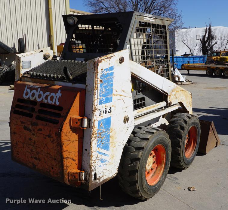 image for item DE3165 Bobcat 743 skid steer
