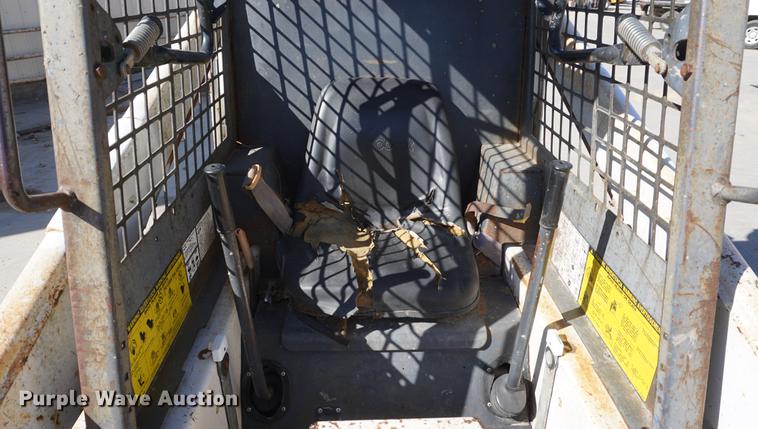 image for item DE3165 Bobcat 743 skid steer