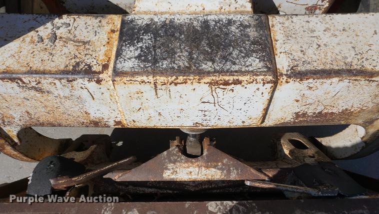 image for item DE3165 Bobcat 743 skid steer