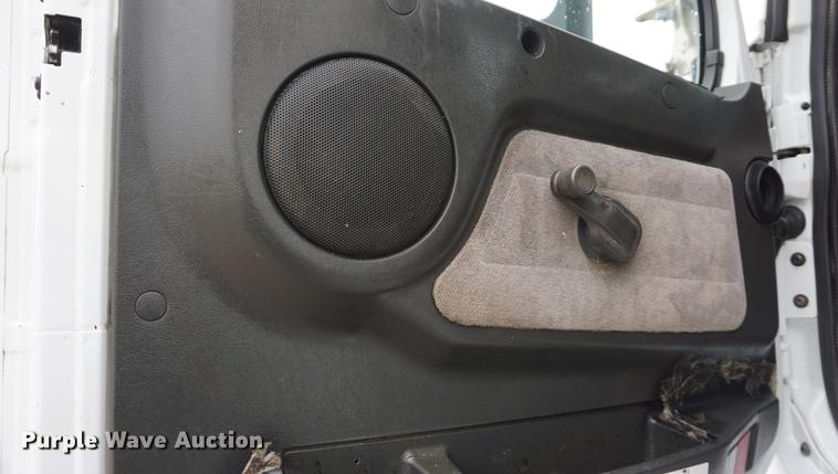 image for item DE3192 2002 Volvo VHD64F crane truck