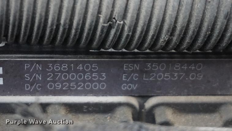 image for item DE3192 2002 Volvo VHD64F crane truck