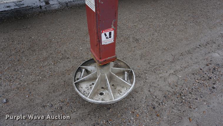 image for item DE3192 2002 Volvo VHD64F crane truck