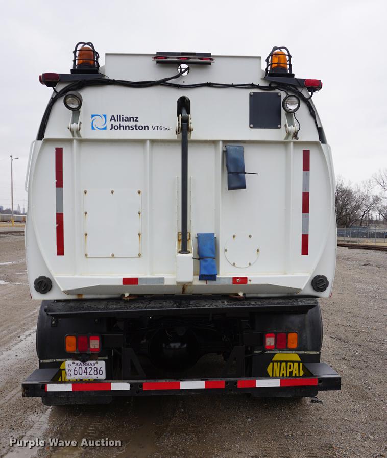 image for item DE3194 2002 Sterling SC8000 Cargo street sweeper