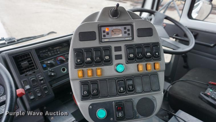 image for item DE3194 2002 Sterling SC8000 Cargo street sweeper