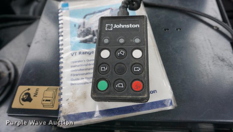 image for item DE3194 2002 Sterling SC8000 Cargo street sweeper