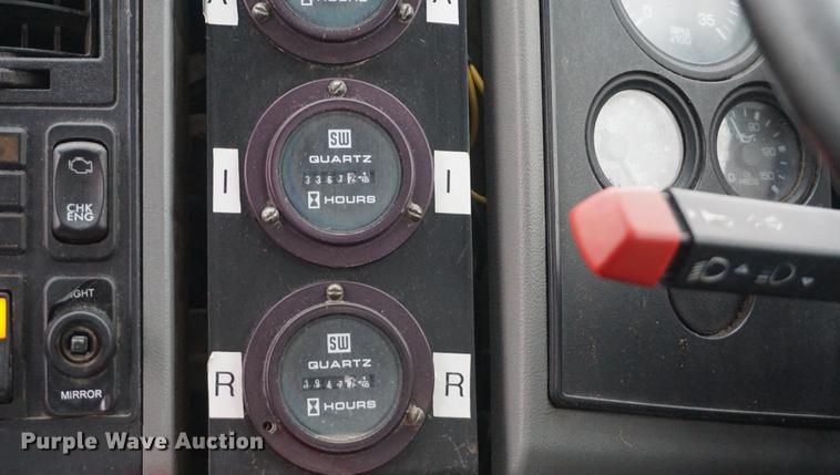 image for item DE3194 2002 Sterling SC8000 Cargo street sweeper