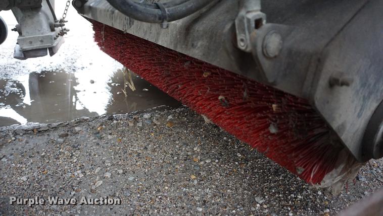 image for item DE3194 2002 Sterling SC8000 Cargo street sweeper