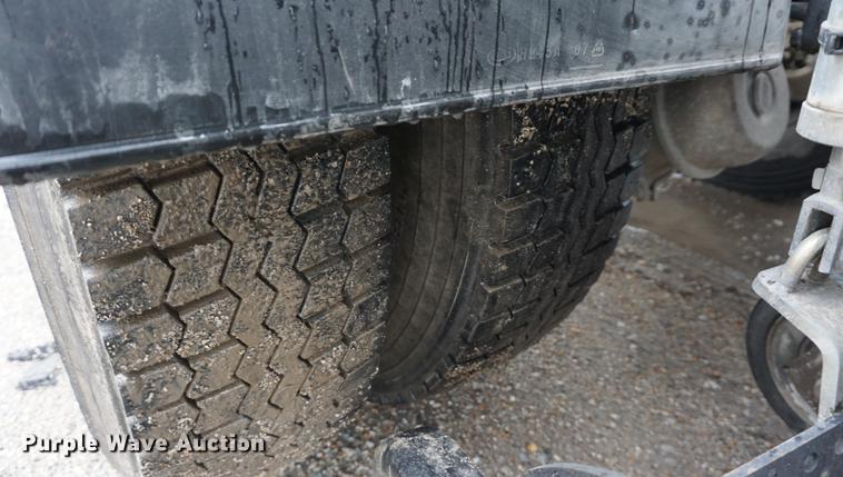 image for item DE3194 2002 Sterling SC8000 Cargo street sweeper