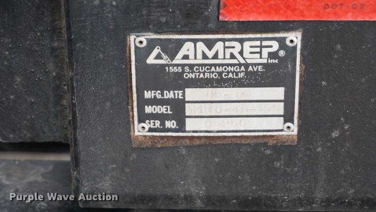 image for item DE3195 1999 Mack CH613 roll-off container truck