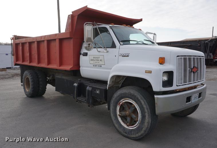 image for item DE3197 1991 Chevrolet Kodiak dump truck