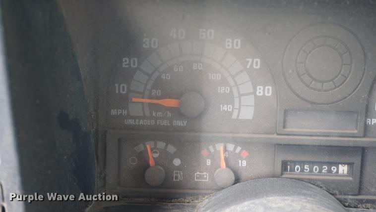 image for item DE3197 1991 Chevrolet Kodiak dump truck