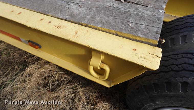 image for item DE3198 1969 Hyster C25T equipment trailer