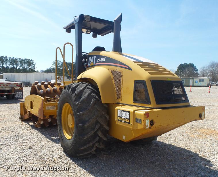 image for item DE3583 2004 Caterpillar CP-563E single drum vibratory roller