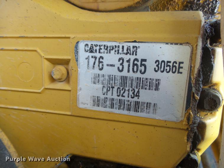 image for item DE3583 2004 Caterpillar CP-563E single drum vibratory roller