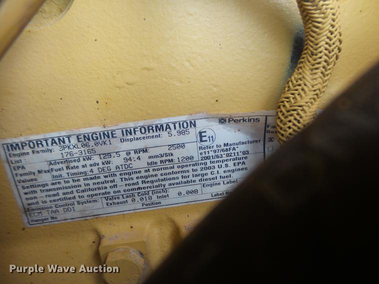 image for item DE3583 2004 Caterpillar CP-563E single drum vibratory roller