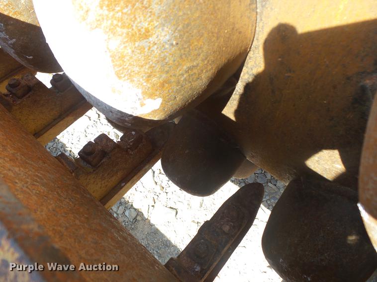 image for item DE3583 2004 Caterpillar CP-563E single drum vibratory roller