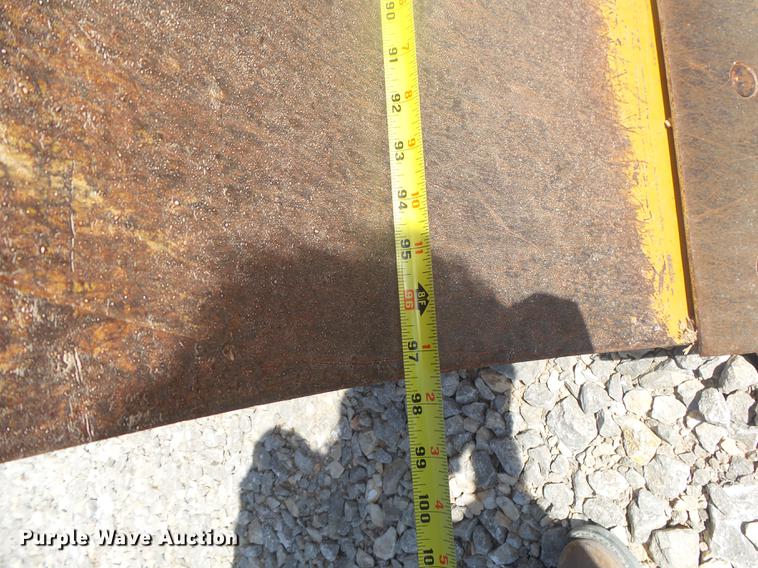 image for item DE3583 2004 Caterpillar CP-563E single drum vibratory roller