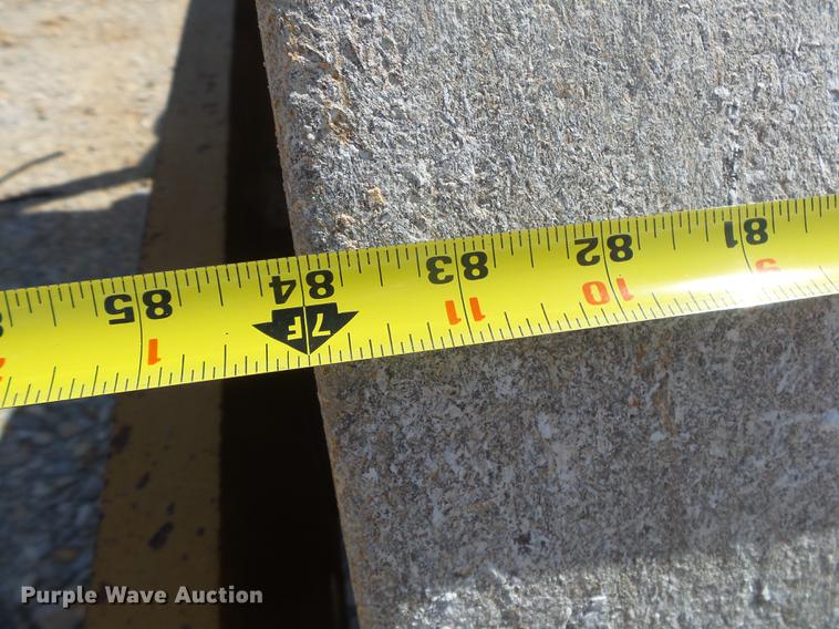 image for item DE3585 2004 Caterpillar CS-563E single drum vibratory roller