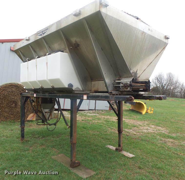 image for item DE3591 Swenson stainless steel spreader