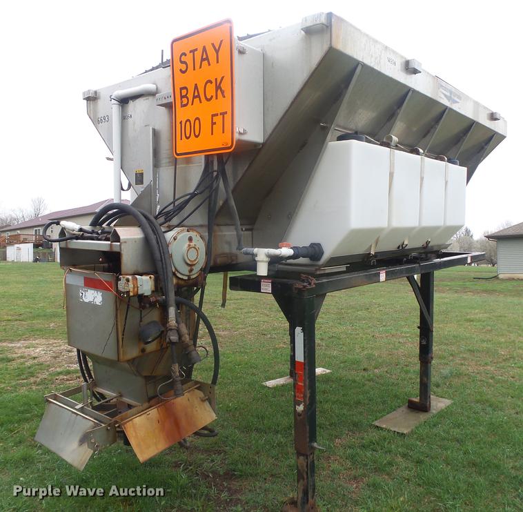 image for item DE3591 Swenson stainless steel spreader