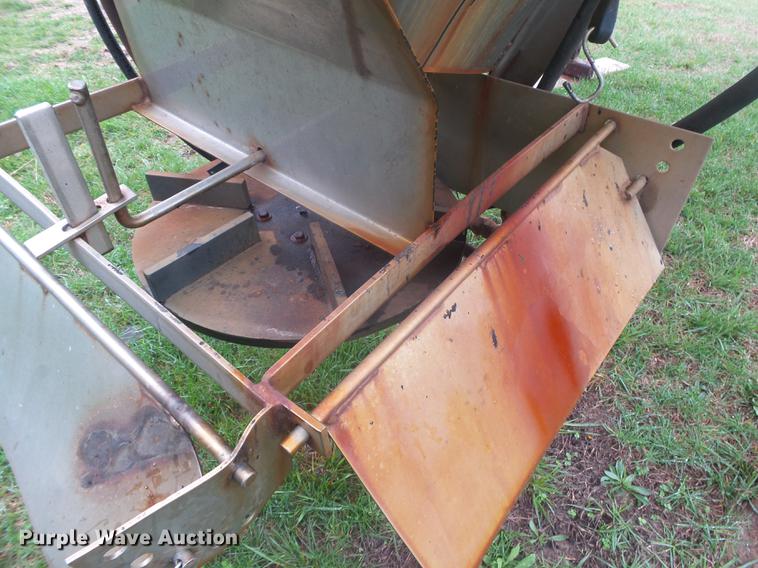 image for item DE3591 Swenson stainless steel spreader