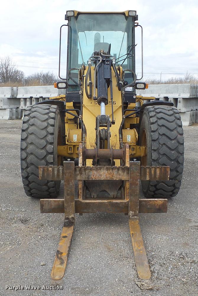 image for item DF4250 2004 Caterpillar 924G wheel loader