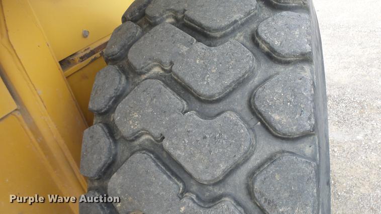 image for item DF4250 2004 Caterpillar 924G wheel loader