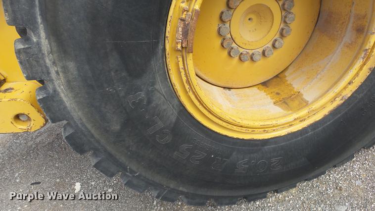 image for item DF4250 2004 Caterpillar 924G wheel loader