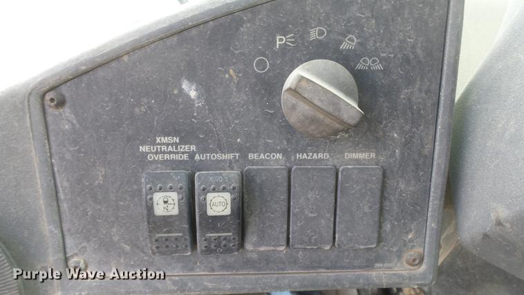 image for item DF4250 2004 Caterpillar 924G wheel loader