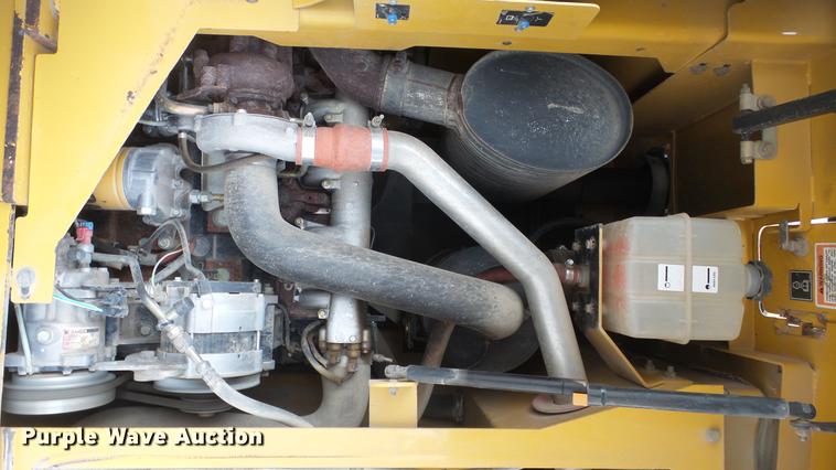 image for item DF4250 2004 Caterpillar 924G wheel loader