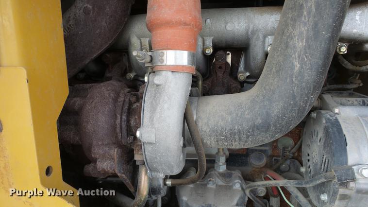 image for item DF4250 2004 Caterpillar 924G wheel loader