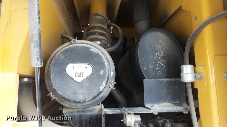 image for item DF4250 2004 Caterpillar 924G wheel loader