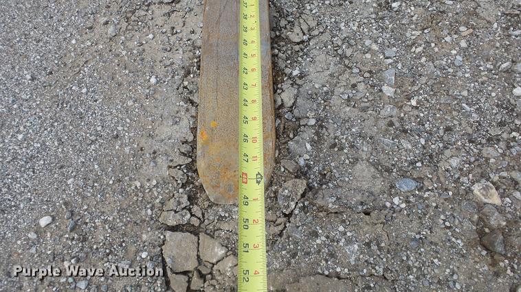 image for item DF4250 2004 Caterpillar 924G wheel loader